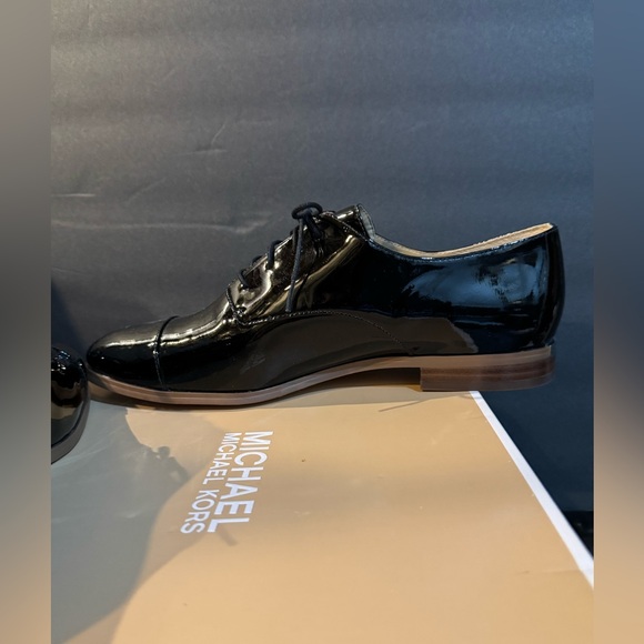 New Michael Kors Pierce Lace up Oxfordsp Oxford Black Patent size 9 - Picture 6 of 13